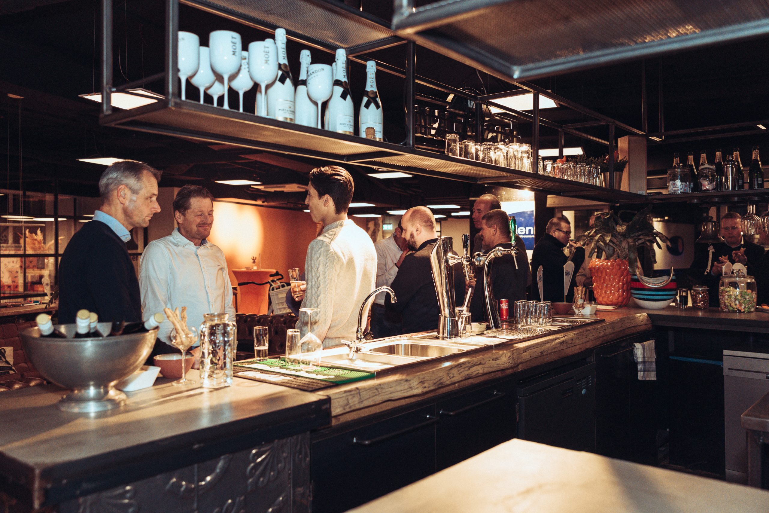 i4Talent Borrel bar